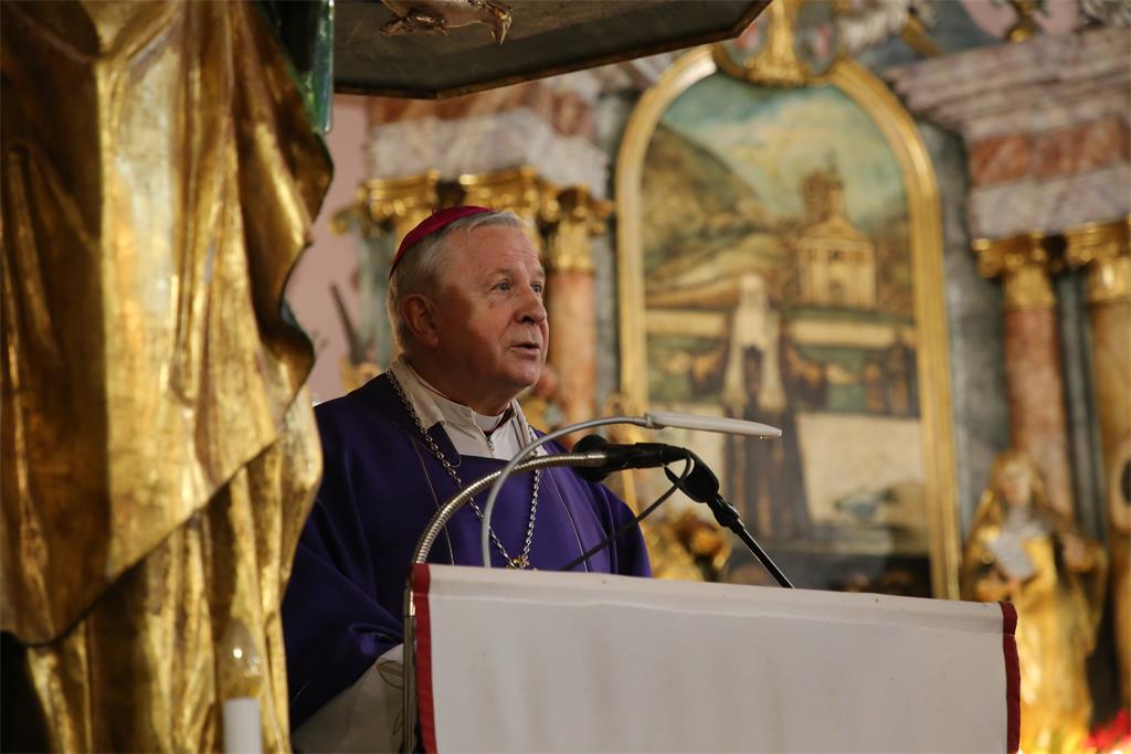 221228 Sprovodni obredi preč. Sente 20