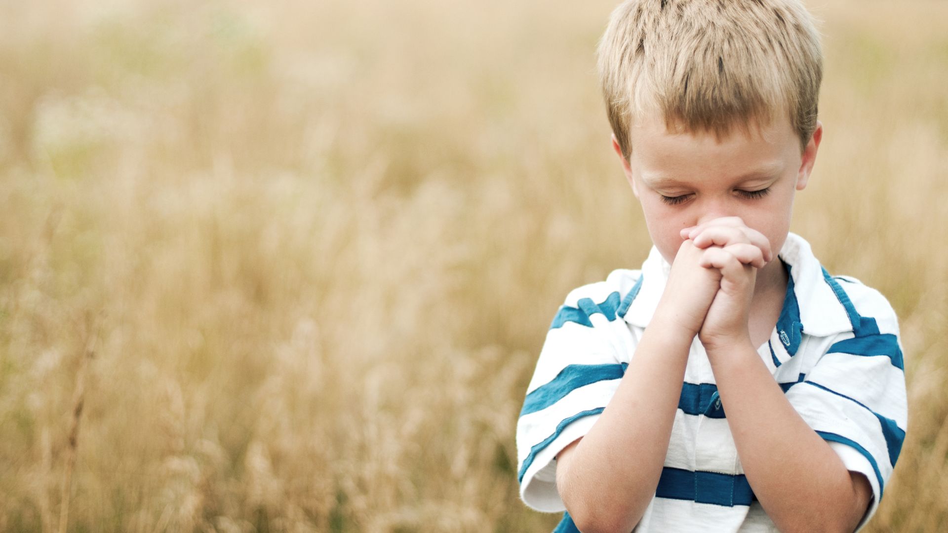 child praying dijete moli pixabay naslovna