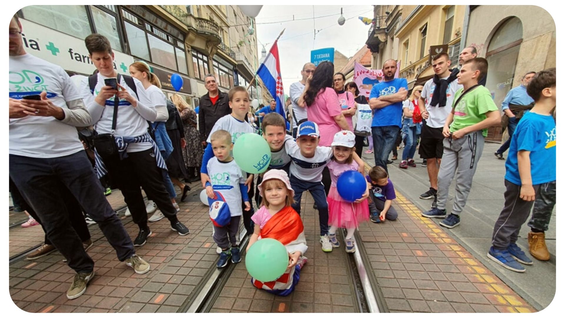 hod za život zg RM 8 frame