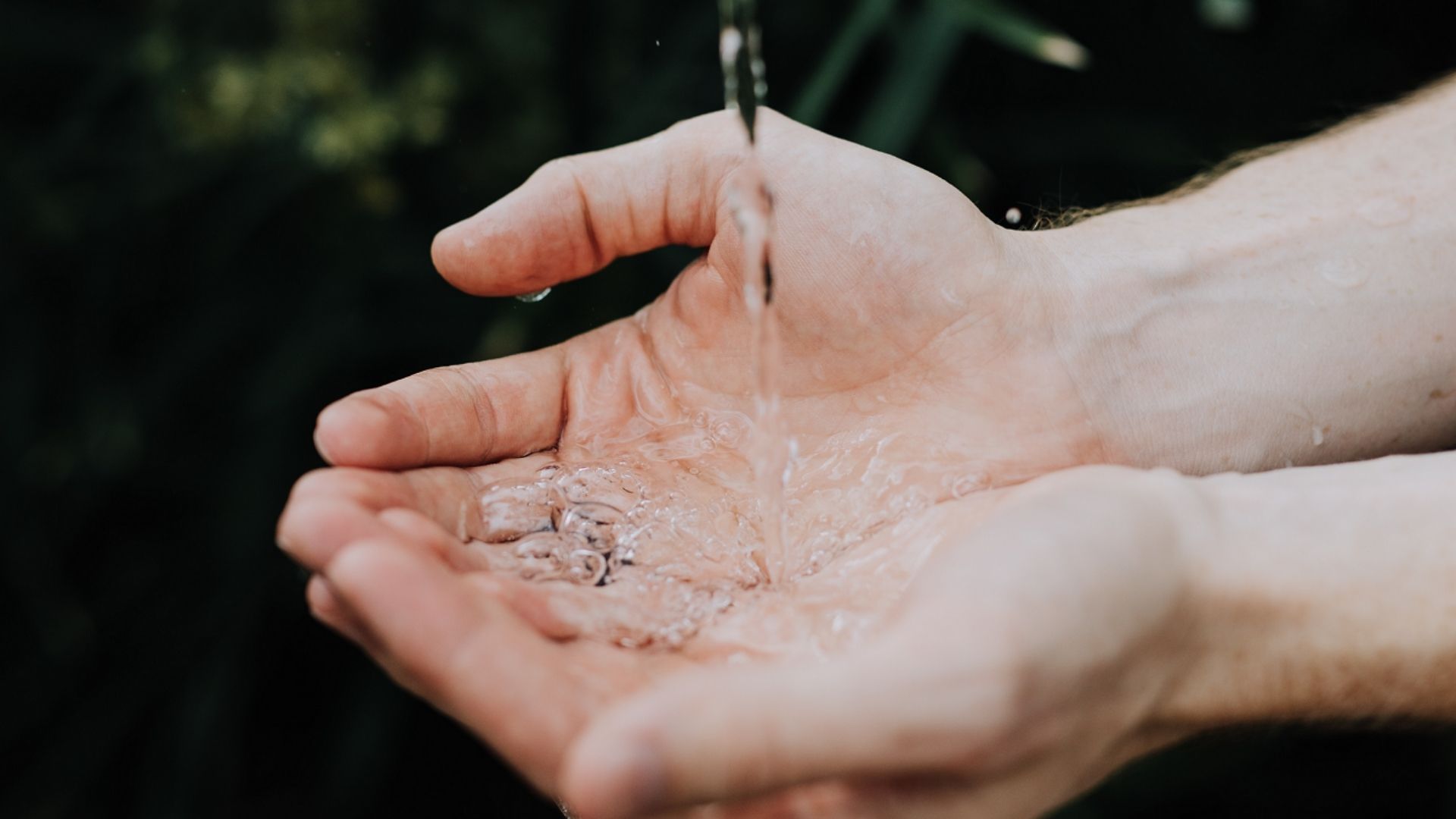 voda žeđ unsplash naslovna