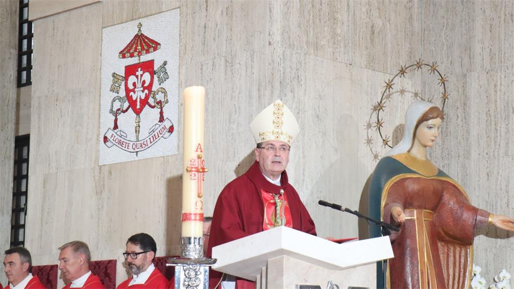 biskup Šaško sv. duh