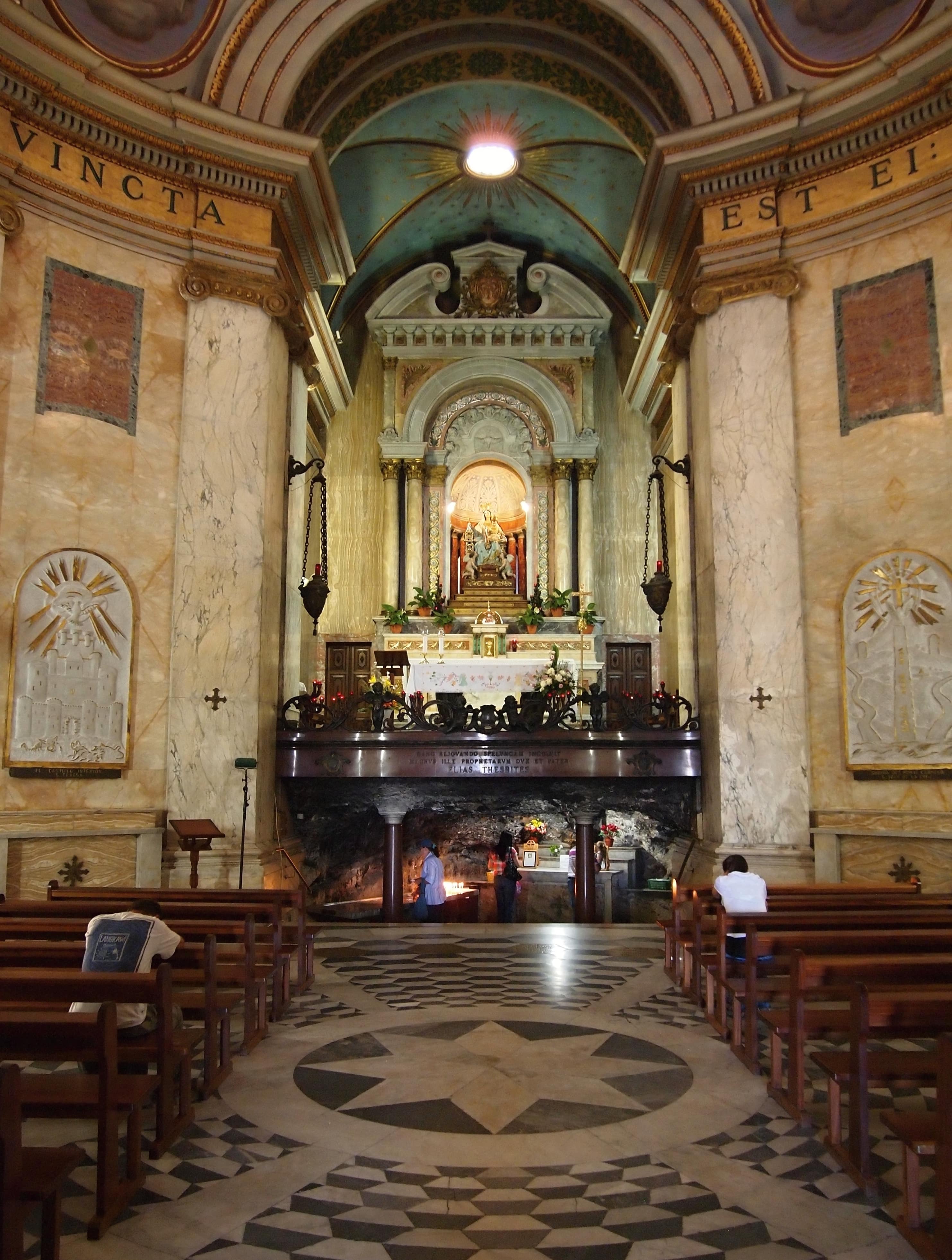 Stella Maris Church interior min